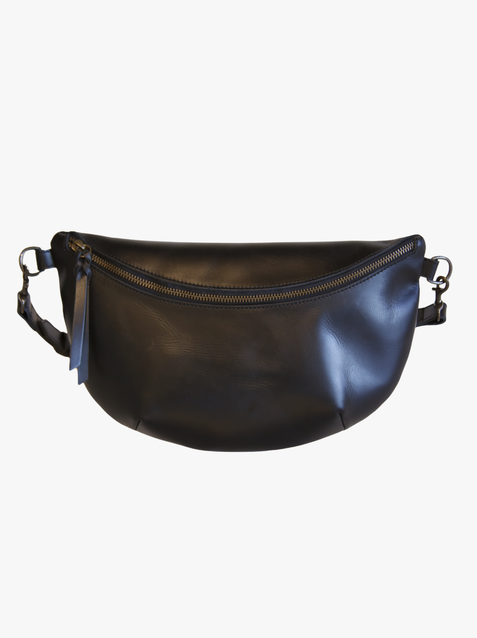 Black leather belt bag with zipper, leather pull, and metal hardware on white background. #Color_Black