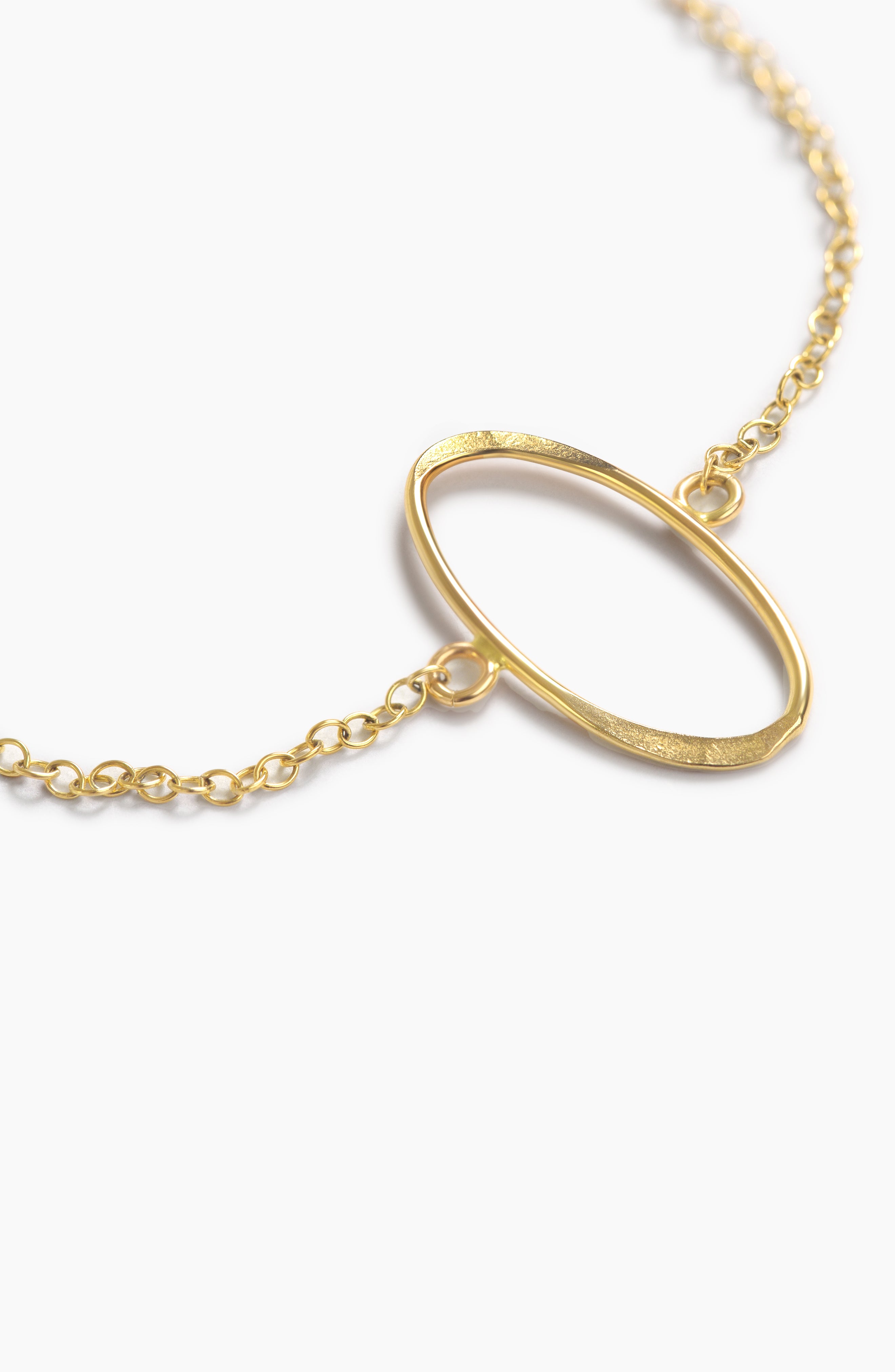 Hazel Oval Necklace